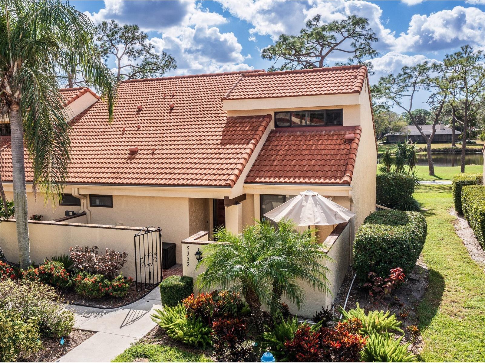 5332 Huntingwood Court #26 Sarasota FL 34235 A4694684 image1