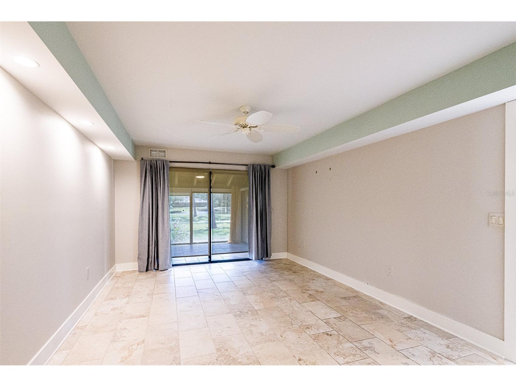 5332 Huntingwood Court #26 Sarasota FL 34235 A4694684 image16