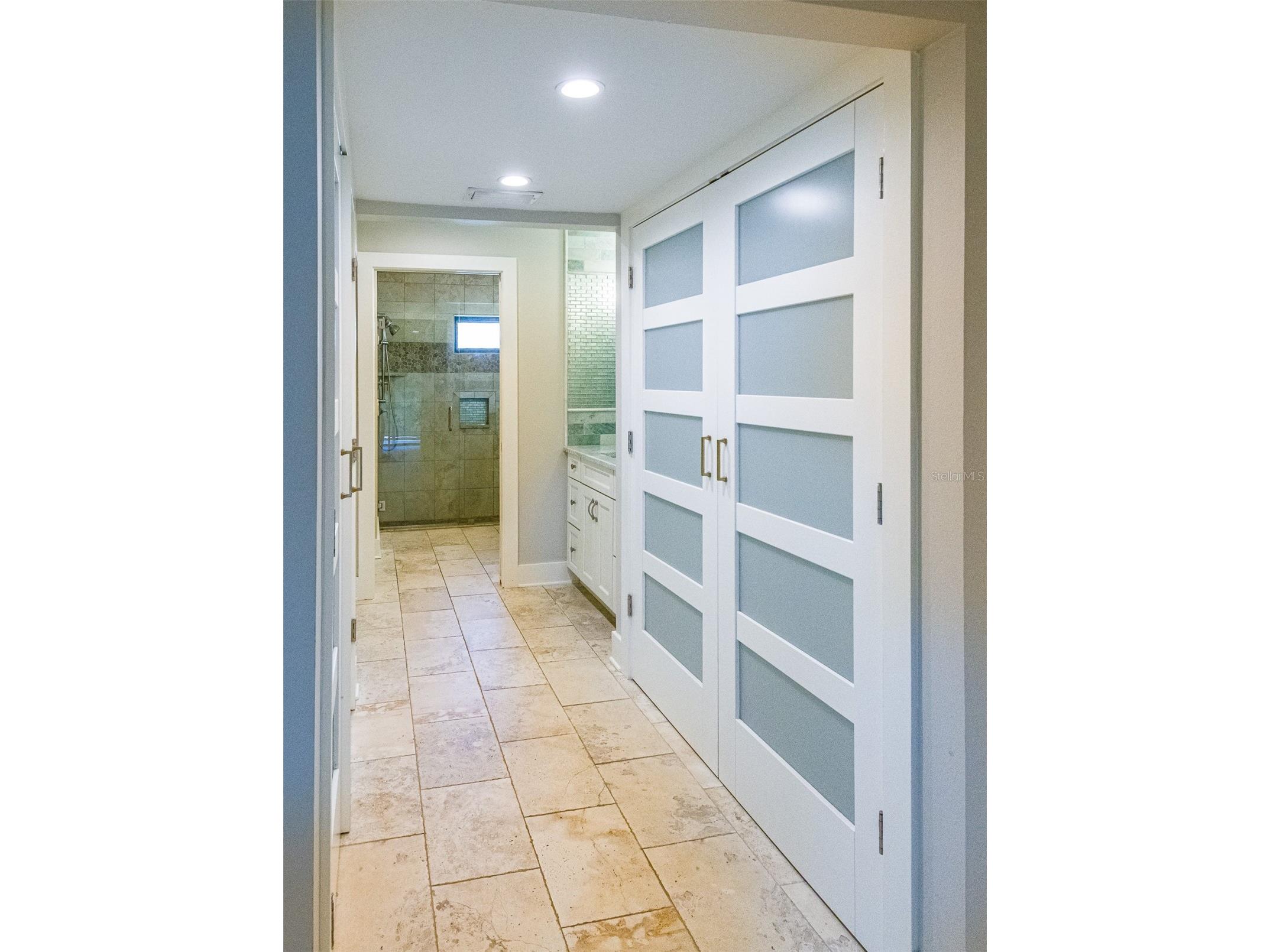 5332 Huntingwood Court #26 Sarasota FL 34235 A4694684 image17