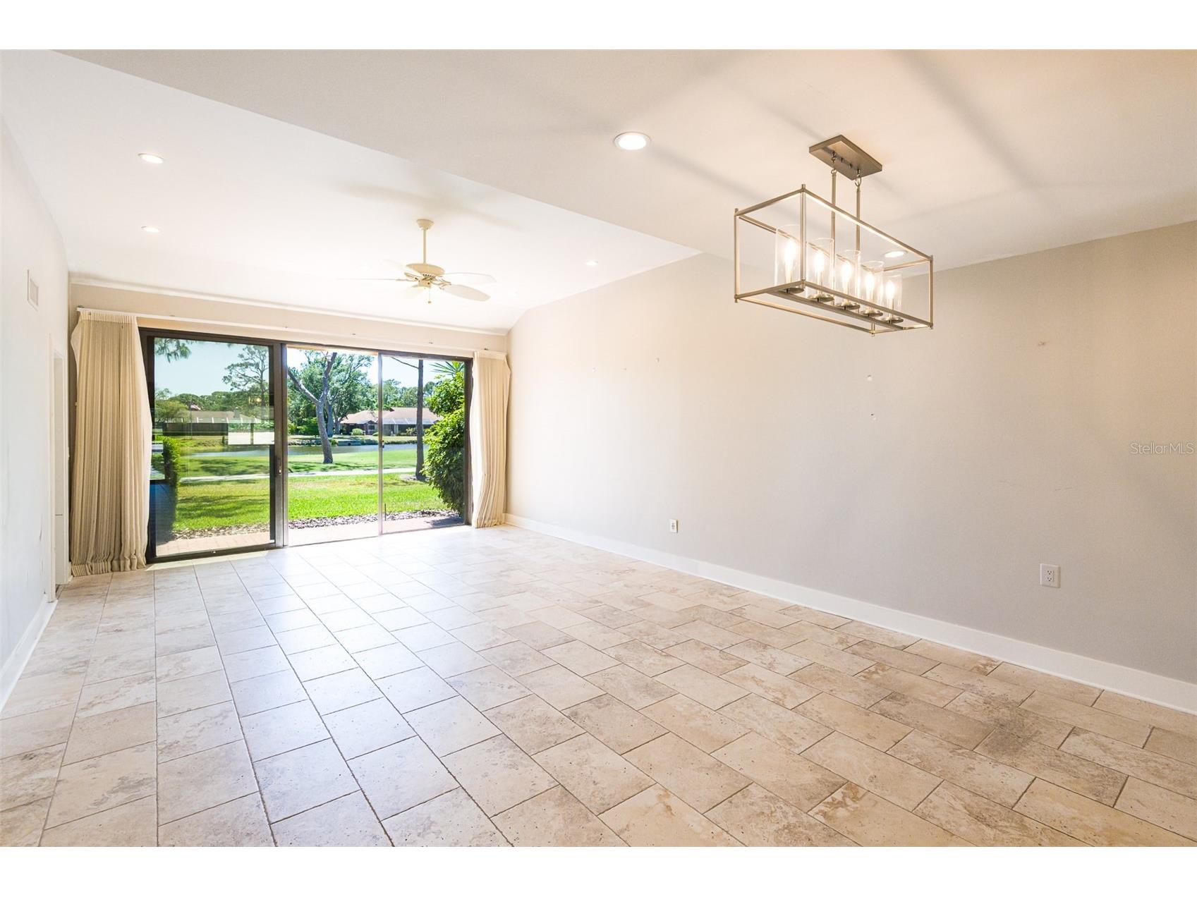 5332 Huntingwood Court #26 Sarasota FL 34235 A4694684 image28