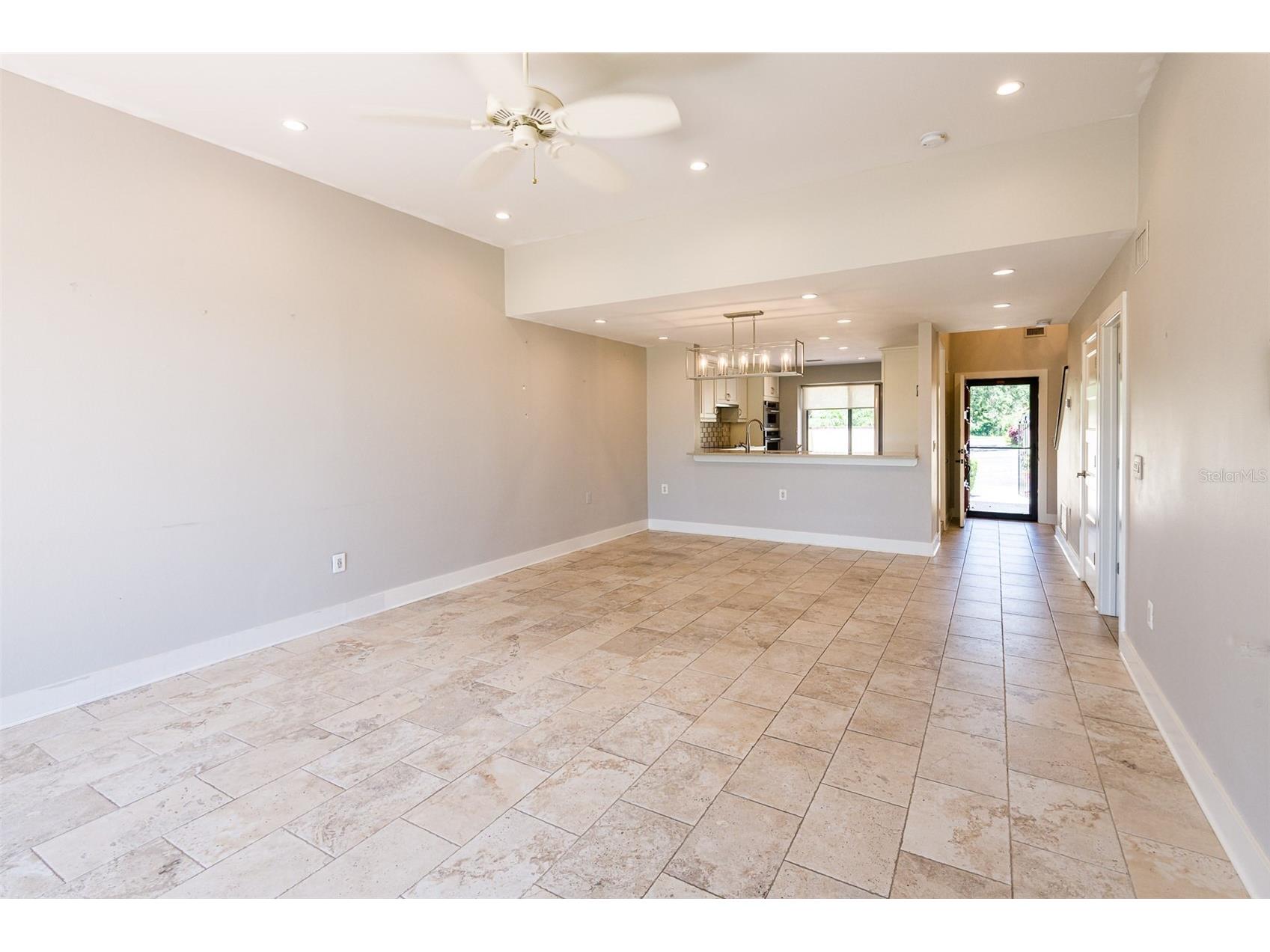 5332 Huntingwood Court #26 Sarasota FL 34235 A4694684 image32