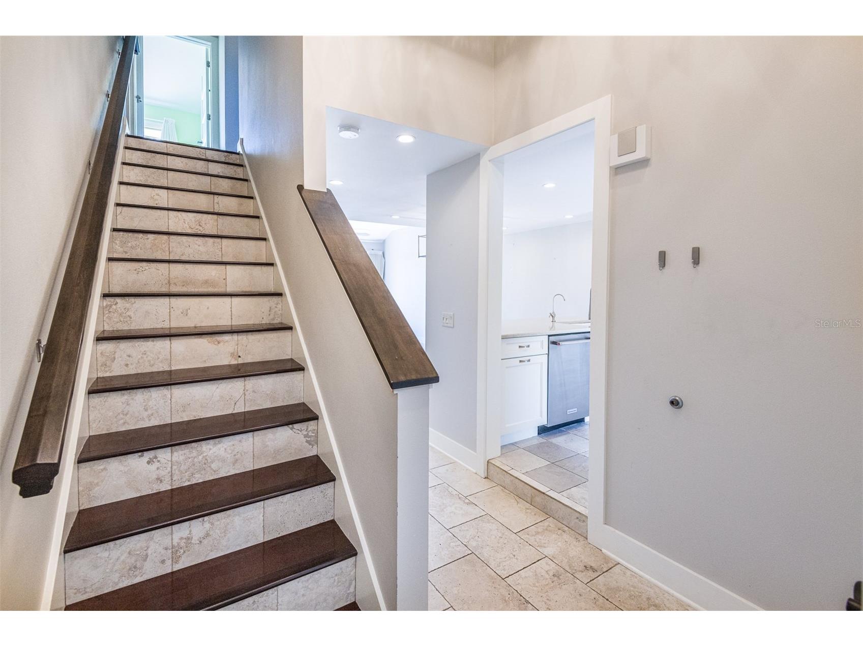 5332 Huntingwood Court #26 Sarasota FL 34235 A4694684 image34