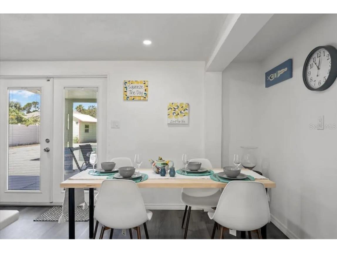 5332 Nutmeg Avenue Sarasota FL 34231 A4659079 image7