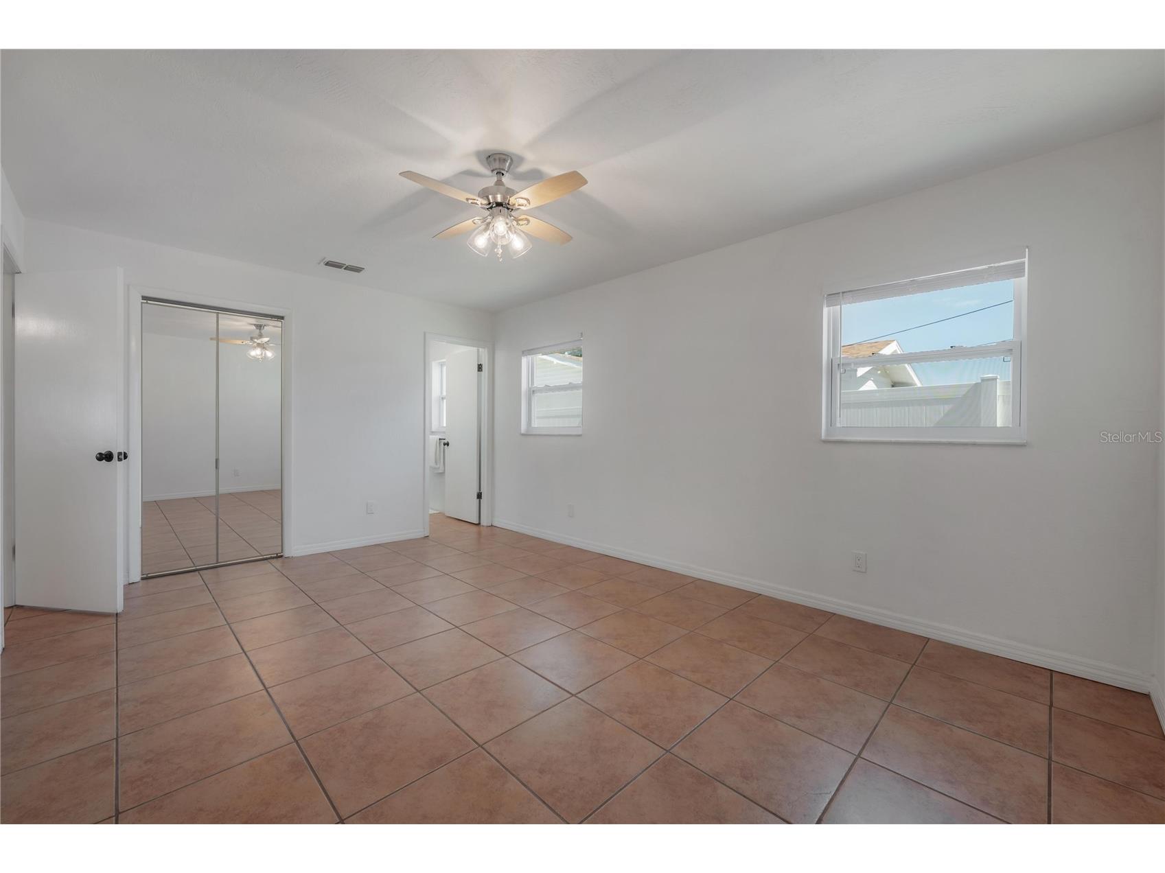 5333 53rd Street N Saint Petersburg FL 33709 O6405313 image23