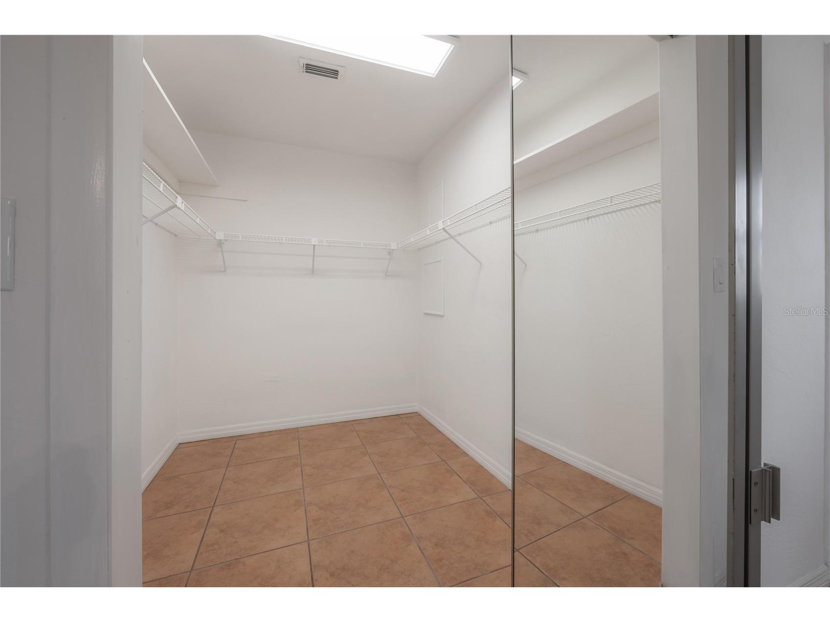 5333 53rd Street N Saint Petersburg FL 33709 O6405313 image28