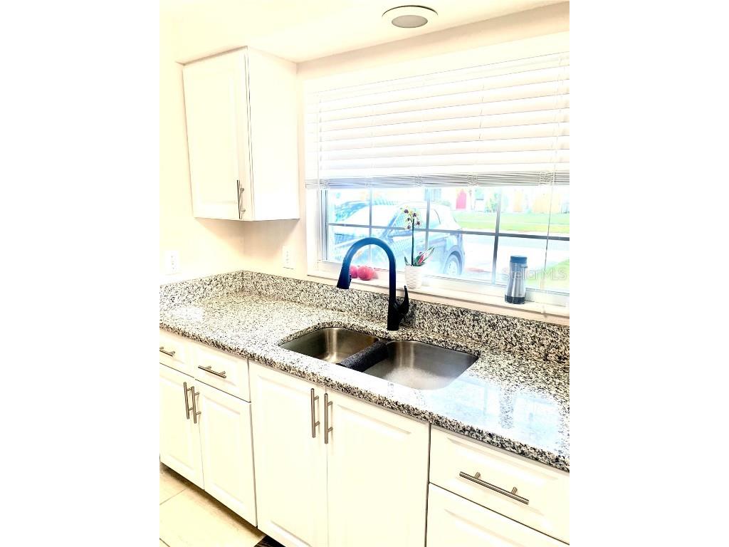 5333 Duncanwood Drive Sarasota FL 34232 A4667971 image6