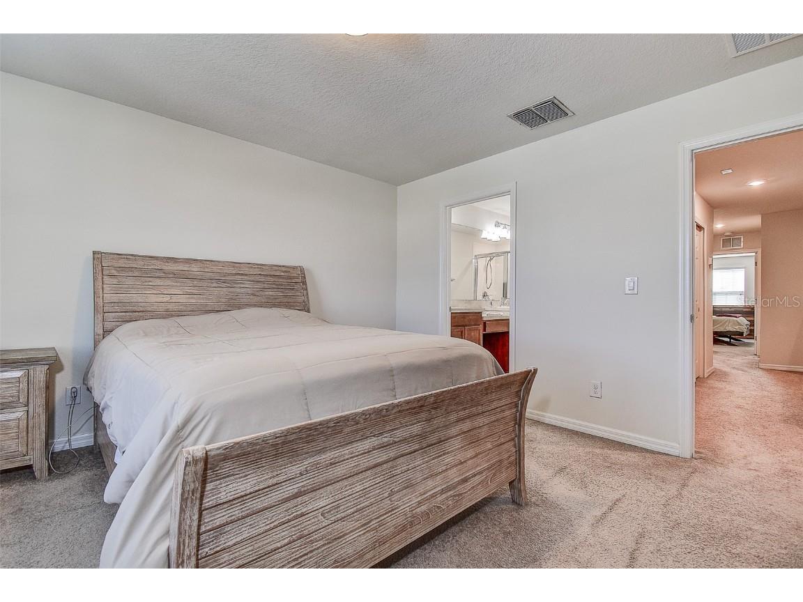 5333 Sylvester Loop Tampa FL 33610 TB8440341 image19