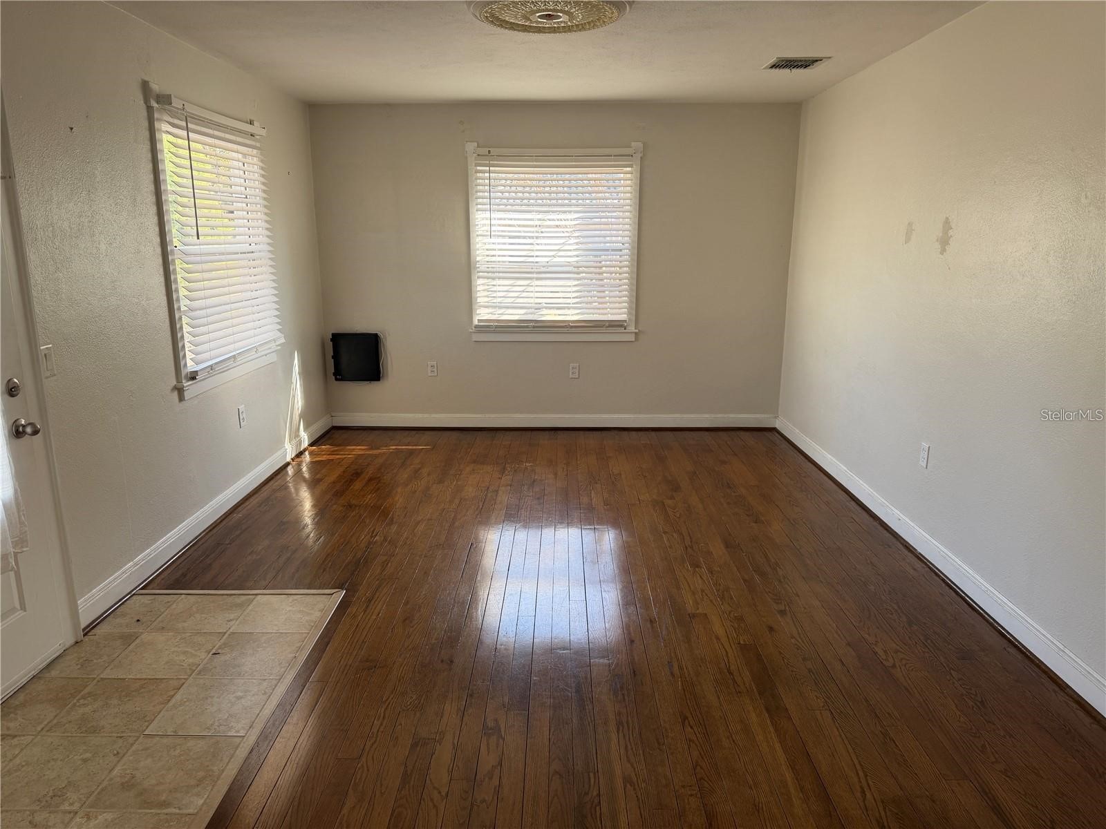 5335 6th Street Zephyrhills FL 33542 TB8473915 image6