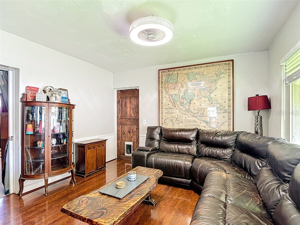 5335 8th Avenue N Saint Petersburg FL 33710 TB8412920 image13