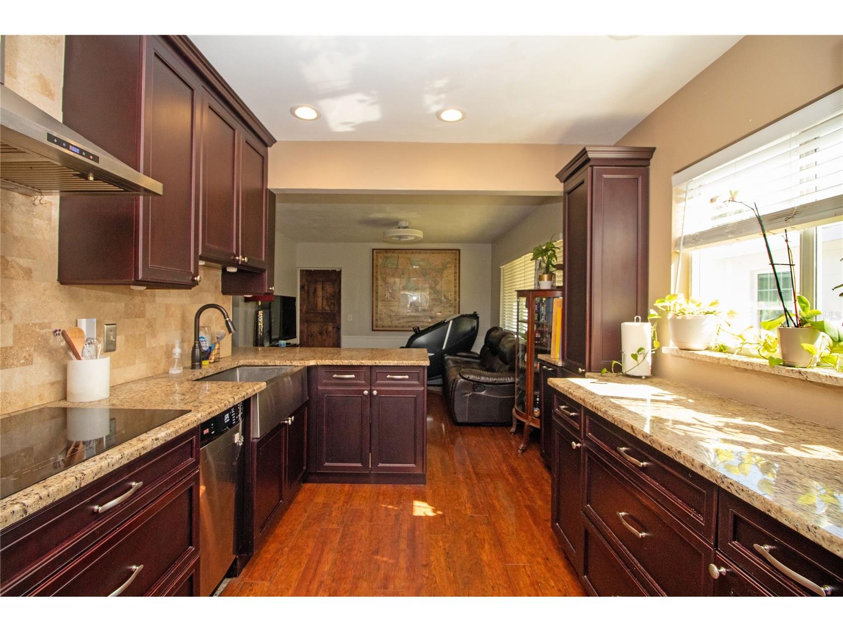 5335 8th Avenue N Saint Petersburg FL 33710 TB8497253 image13