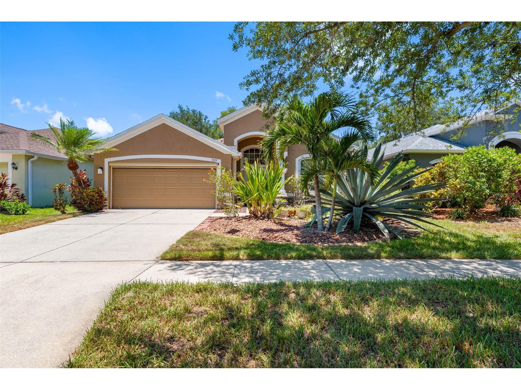 5335 Clover Mist Drive Apollo Beach FL 33572 - WOLF BRANCH CREEK TB8522880 image1