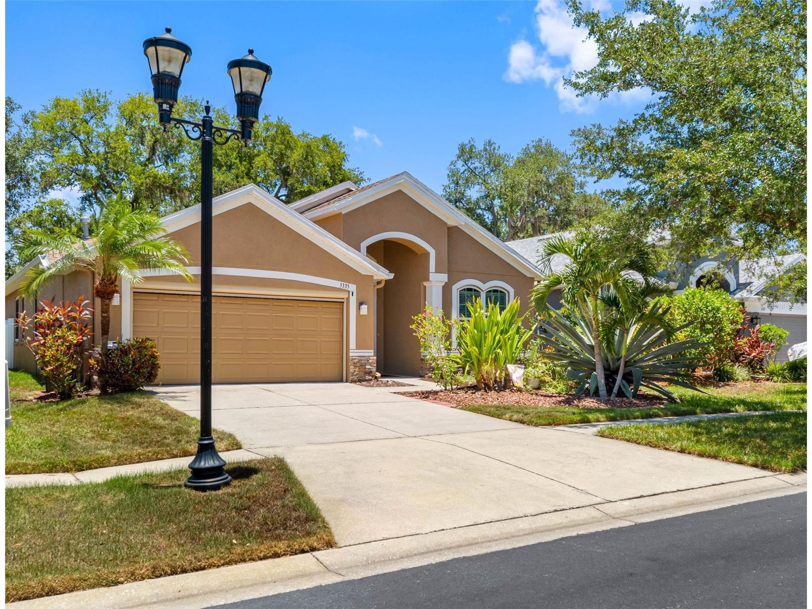 5335 Clover Mist Drive Apollo Beach FL 33572 - WOLF BRANCH CREEK TB8522880 image3