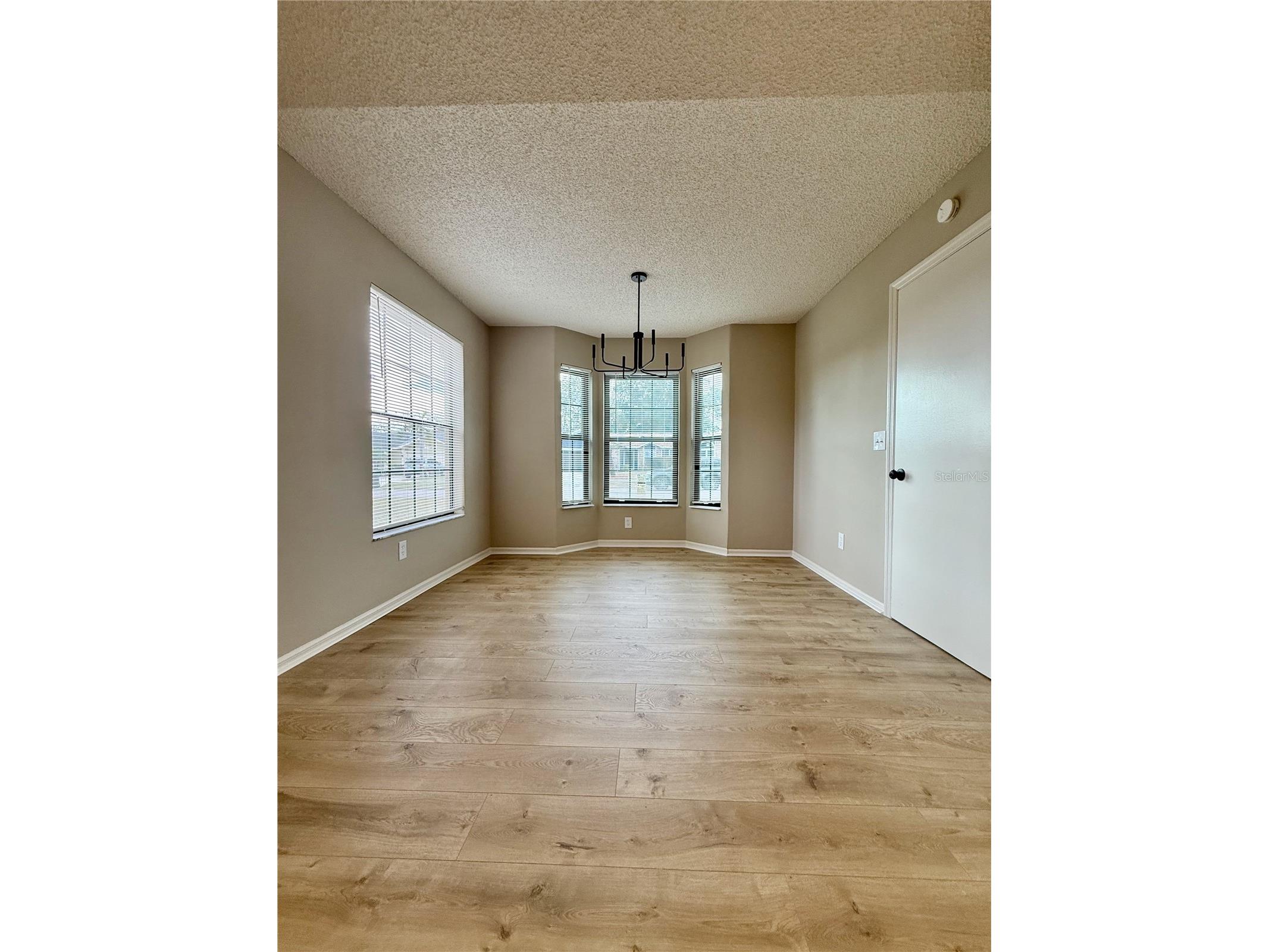 5335 Hyde Park Avenue Orlando FL 32808 O6376051 image11