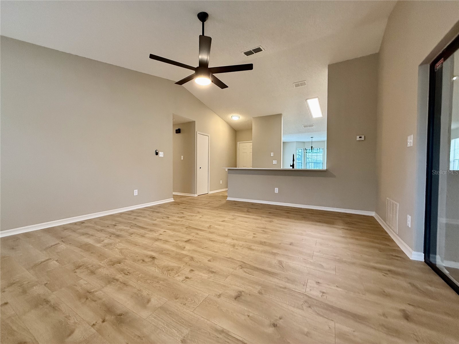 5335 Hyde Park Avenue Orlando FL 32808 O6376051 image13