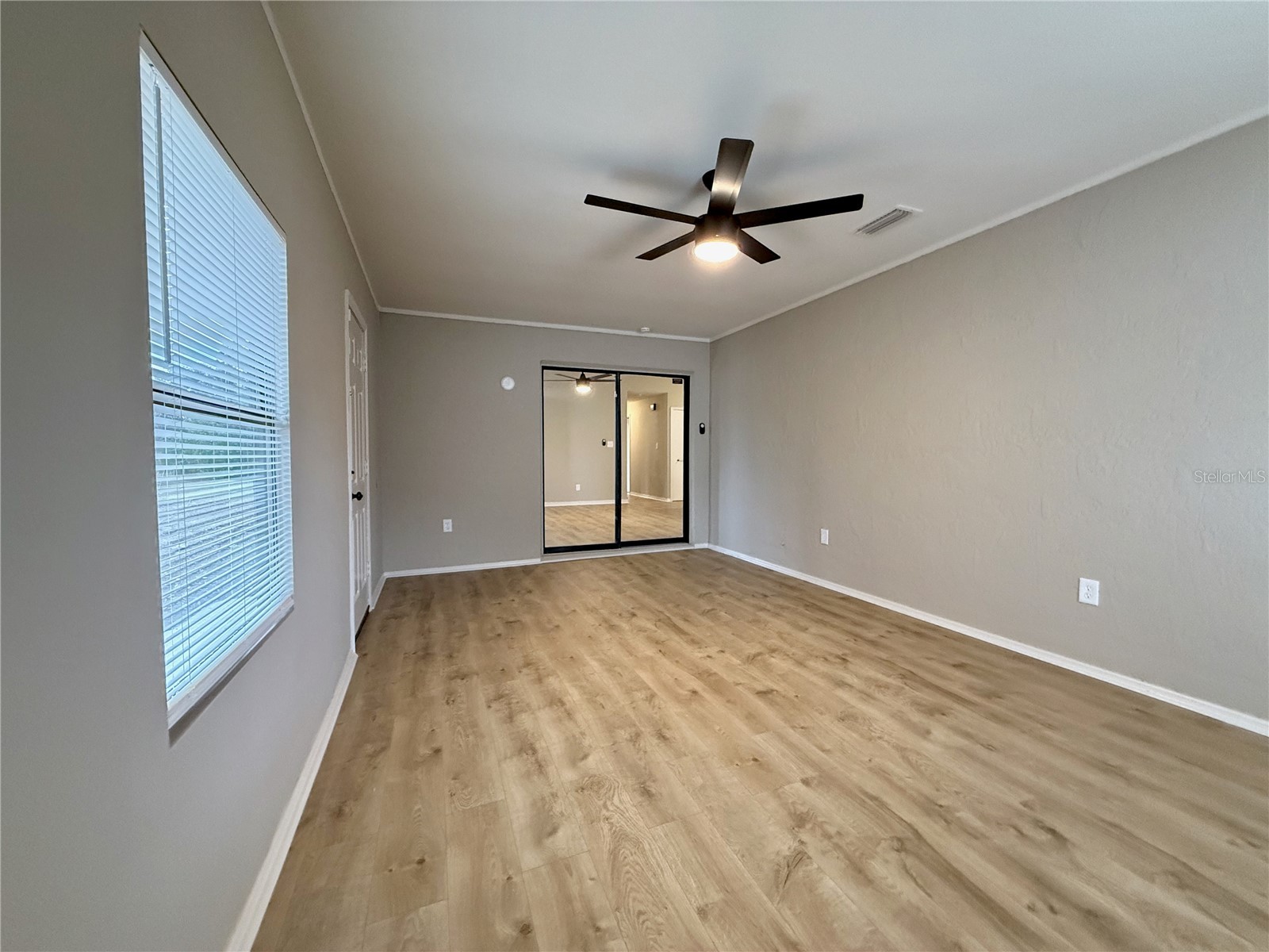 5335 Hyde Park Avenue Orlando FL 32808 O6376051 image17