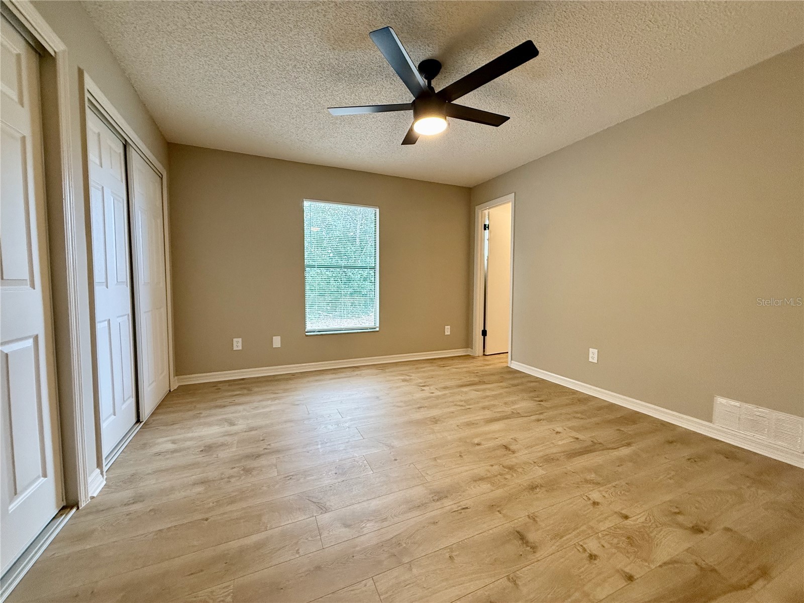 5335 Hyde Park Avenue Orlando FL 32808 O6376051 image18