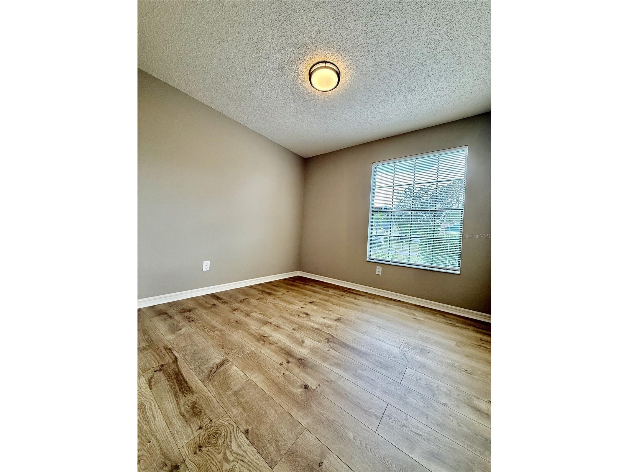 5335 Hyde Park Avenue Orlando FL 32808 O6376051 image23