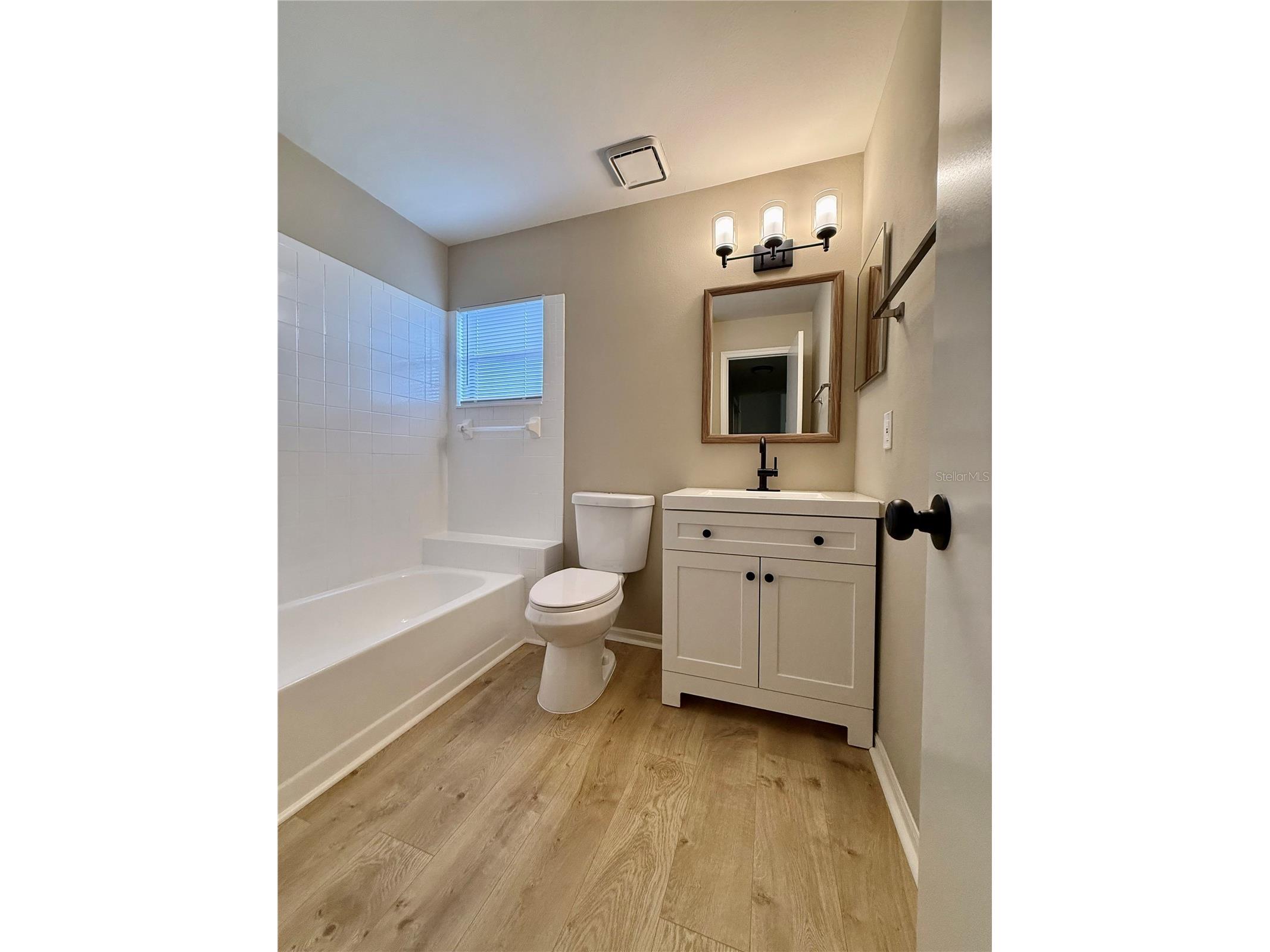 5335 Hyde Park Avenue Orlando FL 32808 O6376051 image24