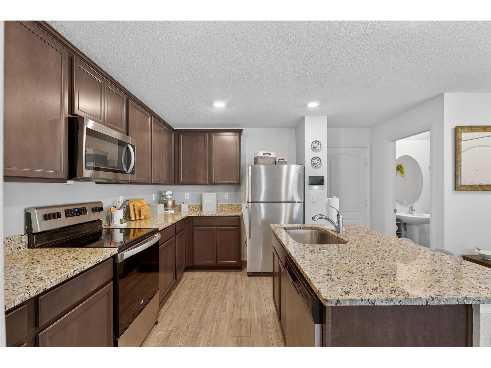 5335 New Friendship Place Tampa FL 33619 TB8475939 image12