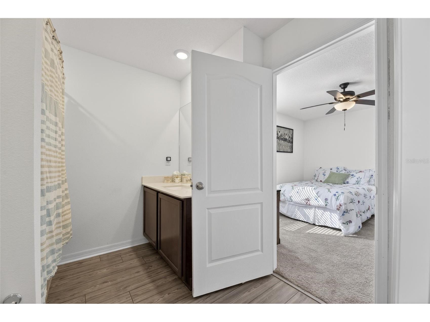 5335 New Friendship Place Tampa FL 33619 TB8475939 image32