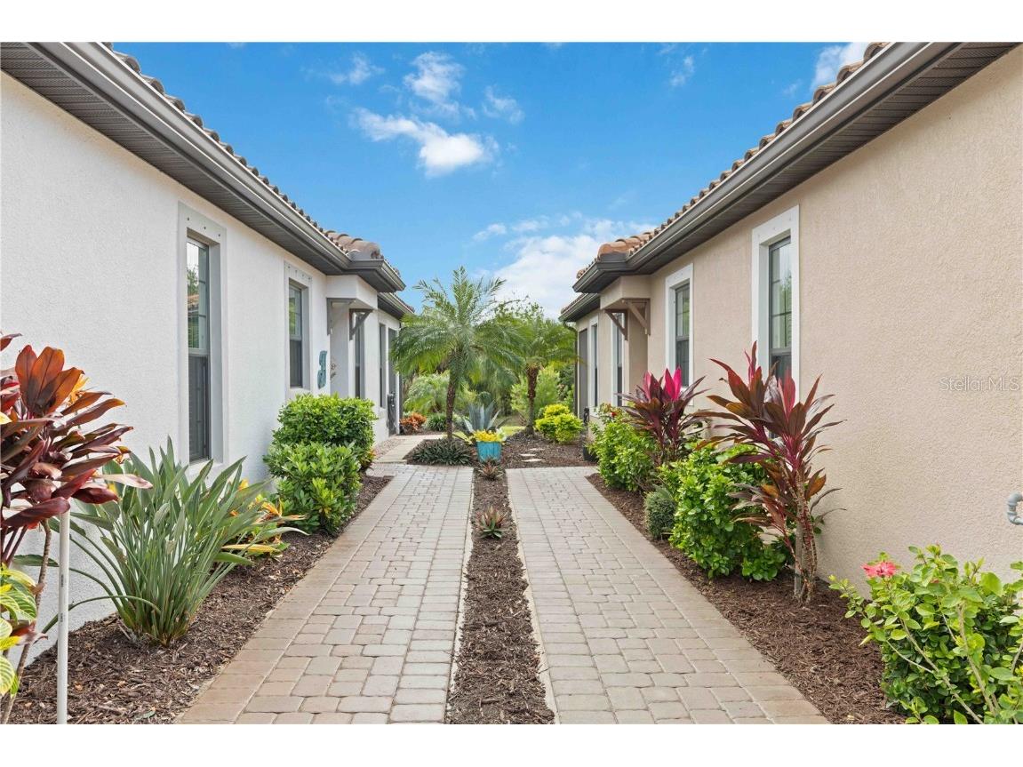 5335 Rushmere Court Palmetto FL 34221 A4671106 image10