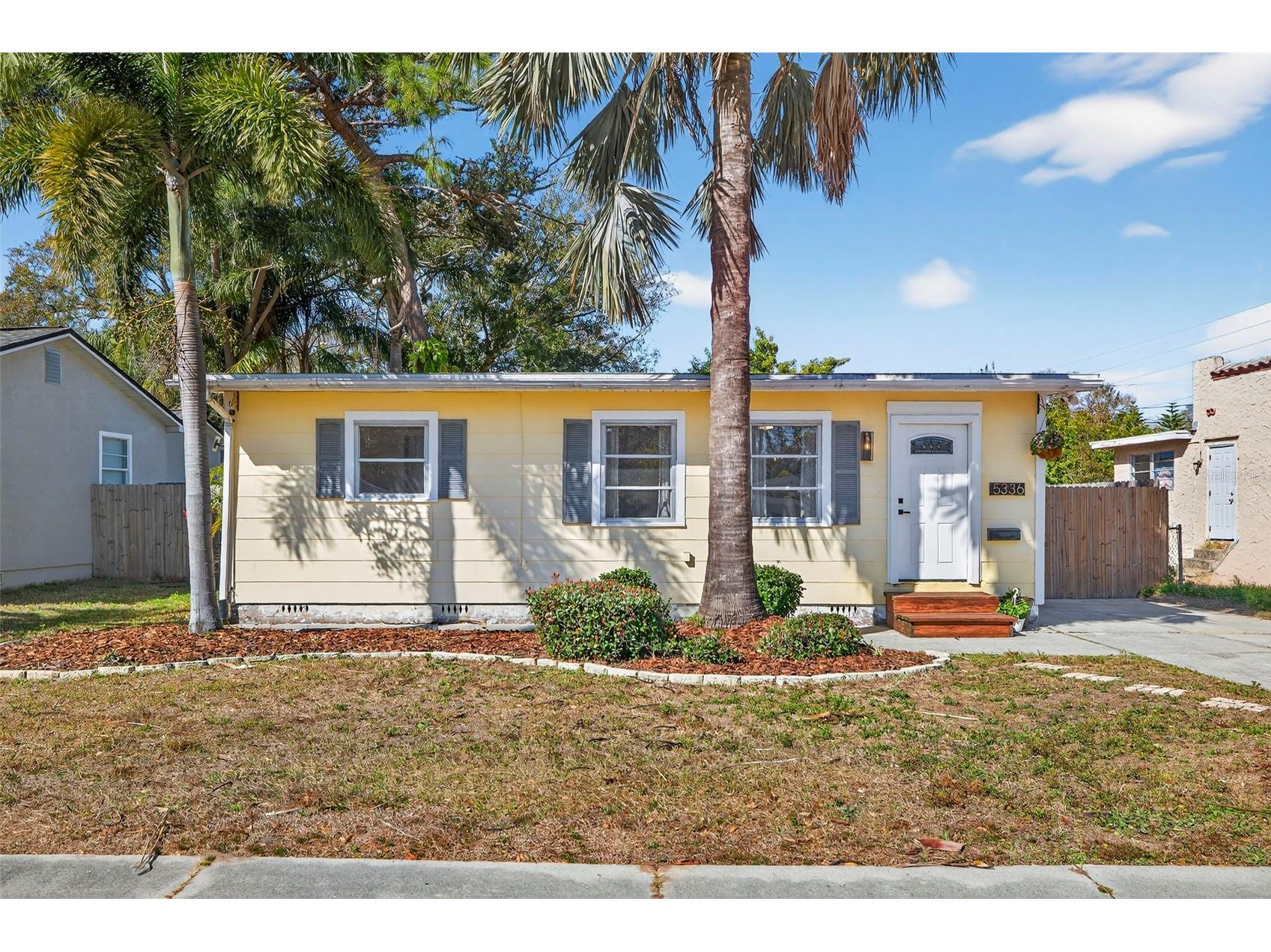 5336 10th Street N Saint Petersburg FL 33703 TB8473251 image1