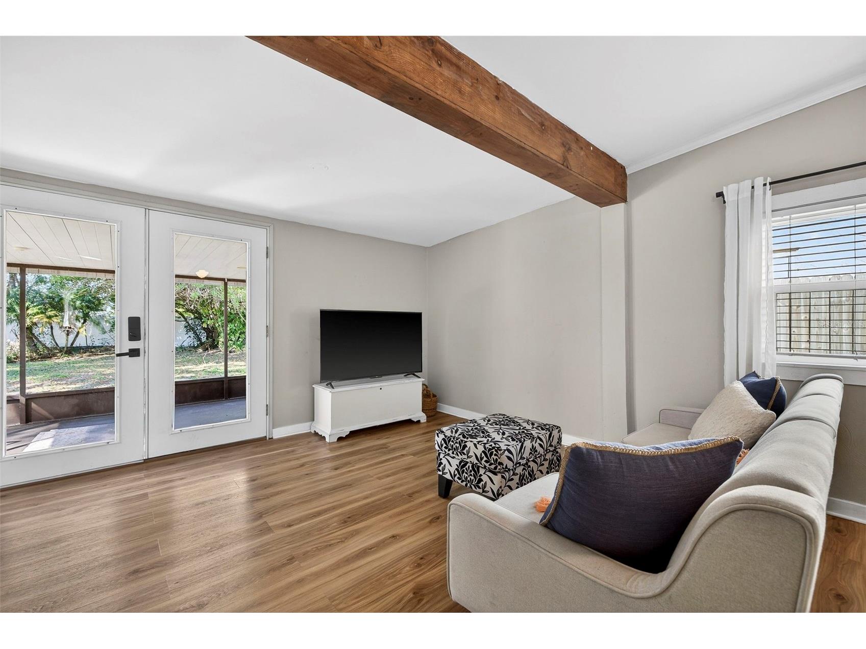 5336 10th Street N Saint Petersburg FL 33703 TB8473251 image18