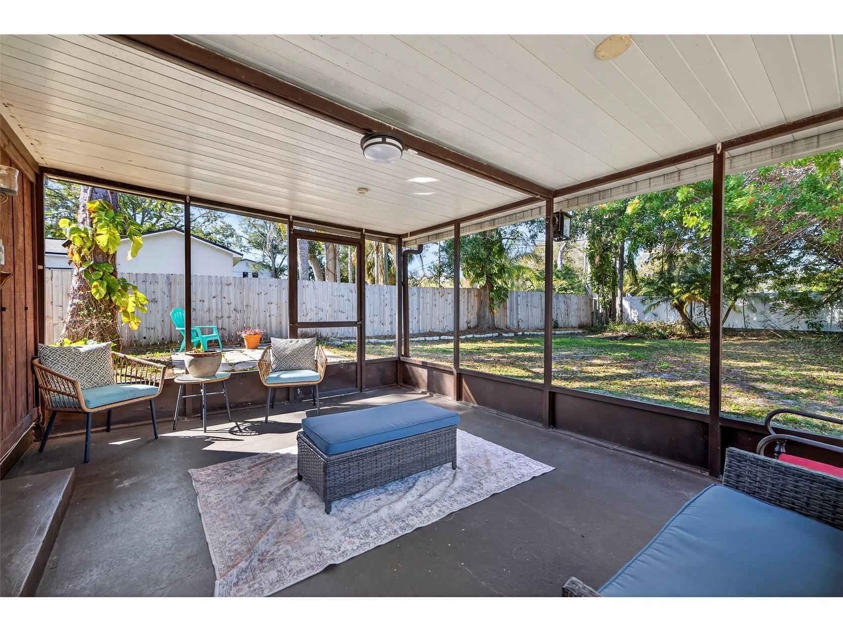 5336 10th Street N Saint Petersburg FL 33703 TB8473251 image21