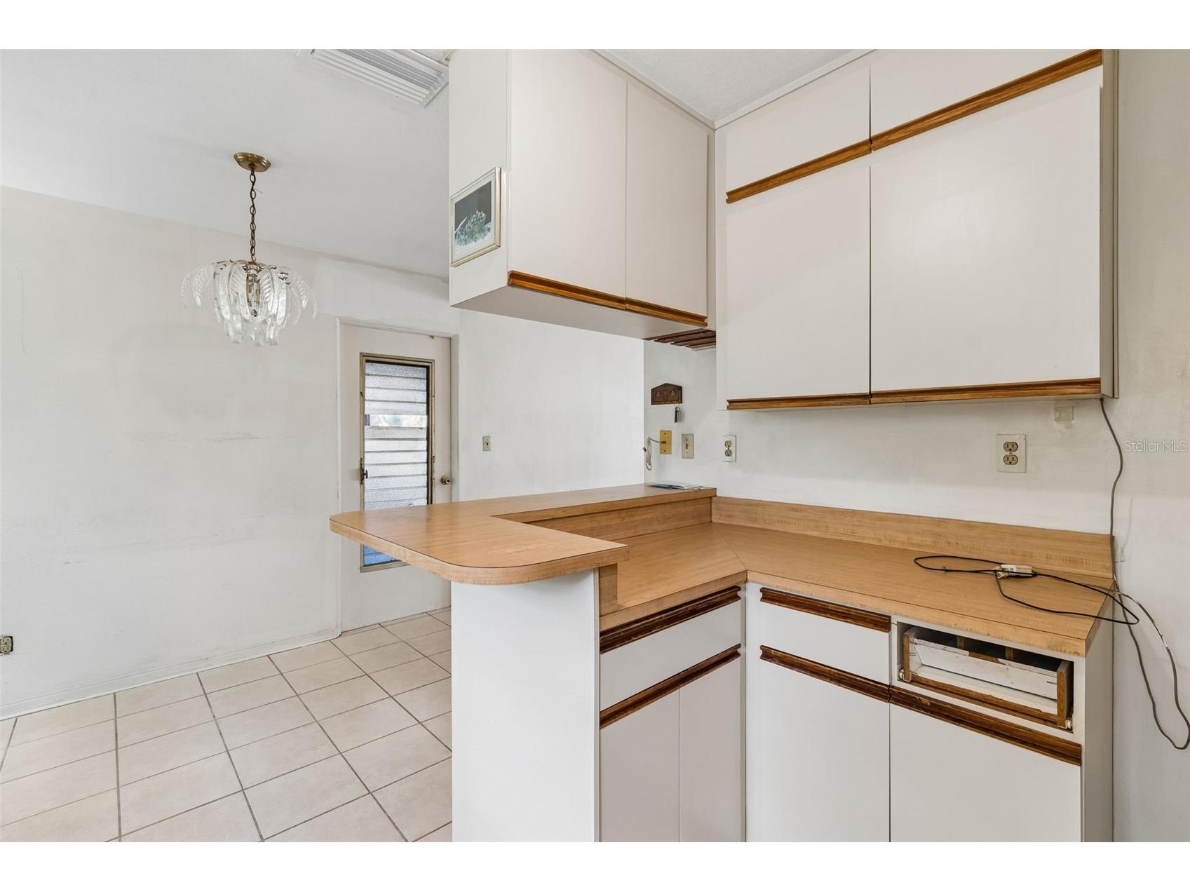 5336 33rd Avenue N Saint Petersburg FL 33710 TB8501303 image12