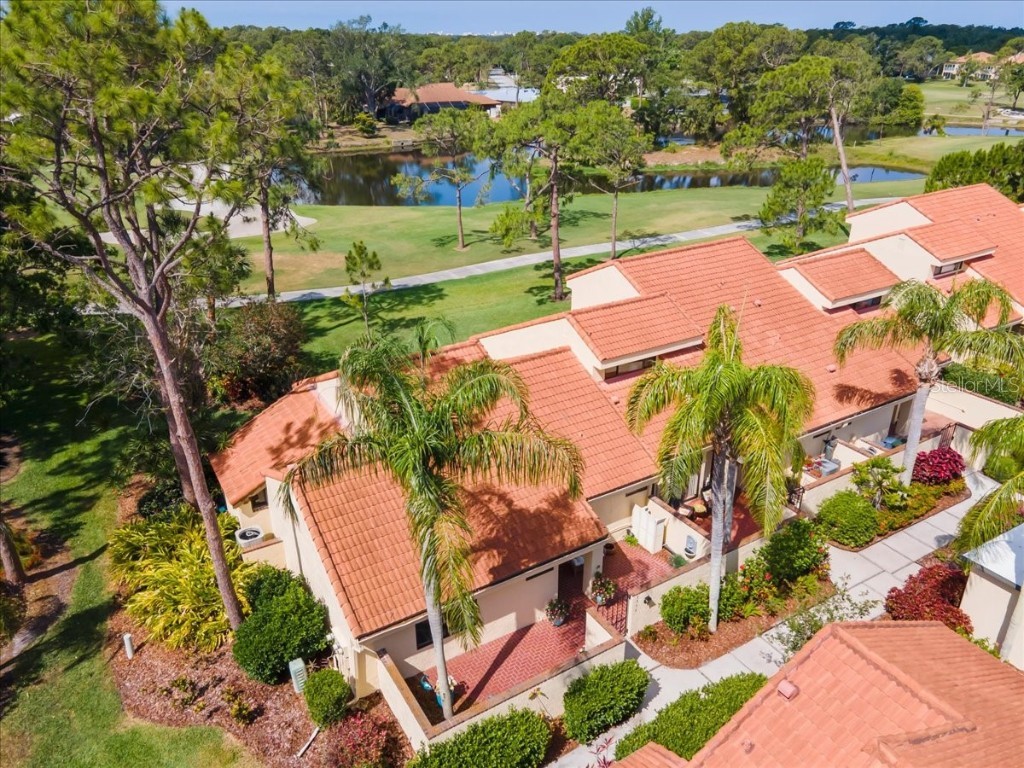 5336 Huntingwood Court #24 Sarasota FL 34235 A4650320 image1