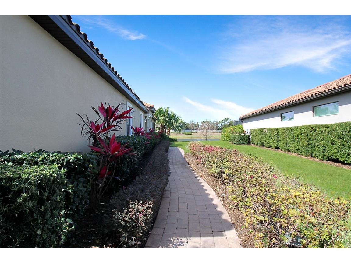 5336 Vaccaro Court Bradenton FL 34211 A4649981 image4