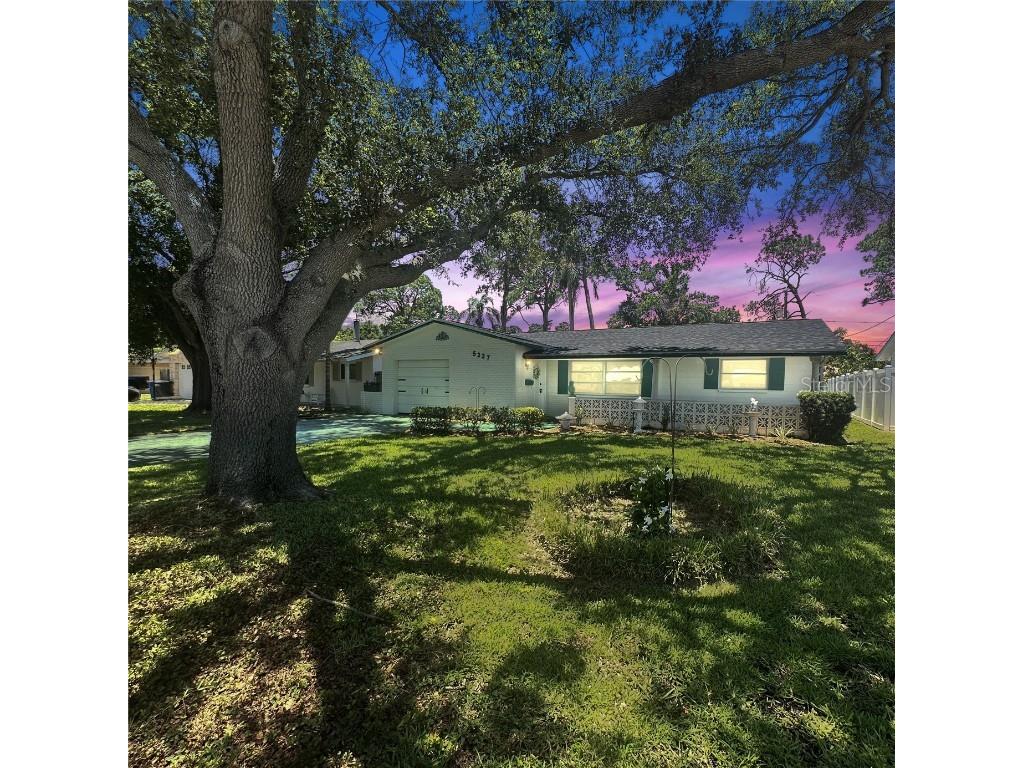 5337 11th Avenue N Saint Petersburg FL 33710 TB8397844 image1