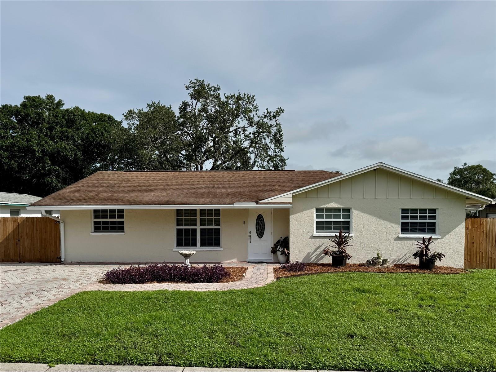 5337 Colewood Place Sarasota FL 34232 A4664958 image1