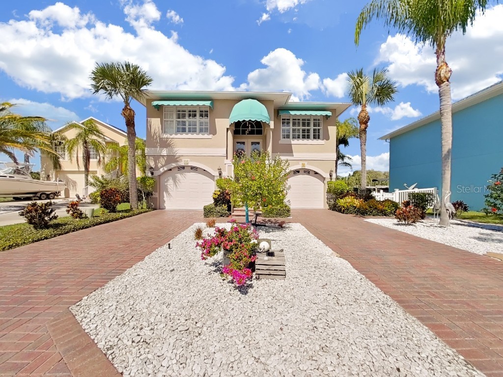 5339 Cades Cove, New Port Richey, FL, 34652 MLS U8172921 Edina Realty