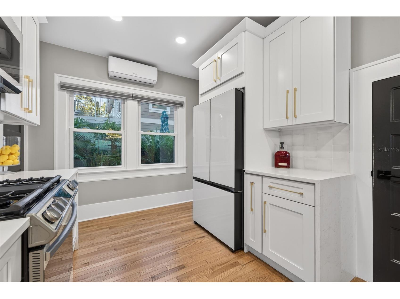 534 1st Street N Saint Petersburg FL 33701 TB8466922 image20
