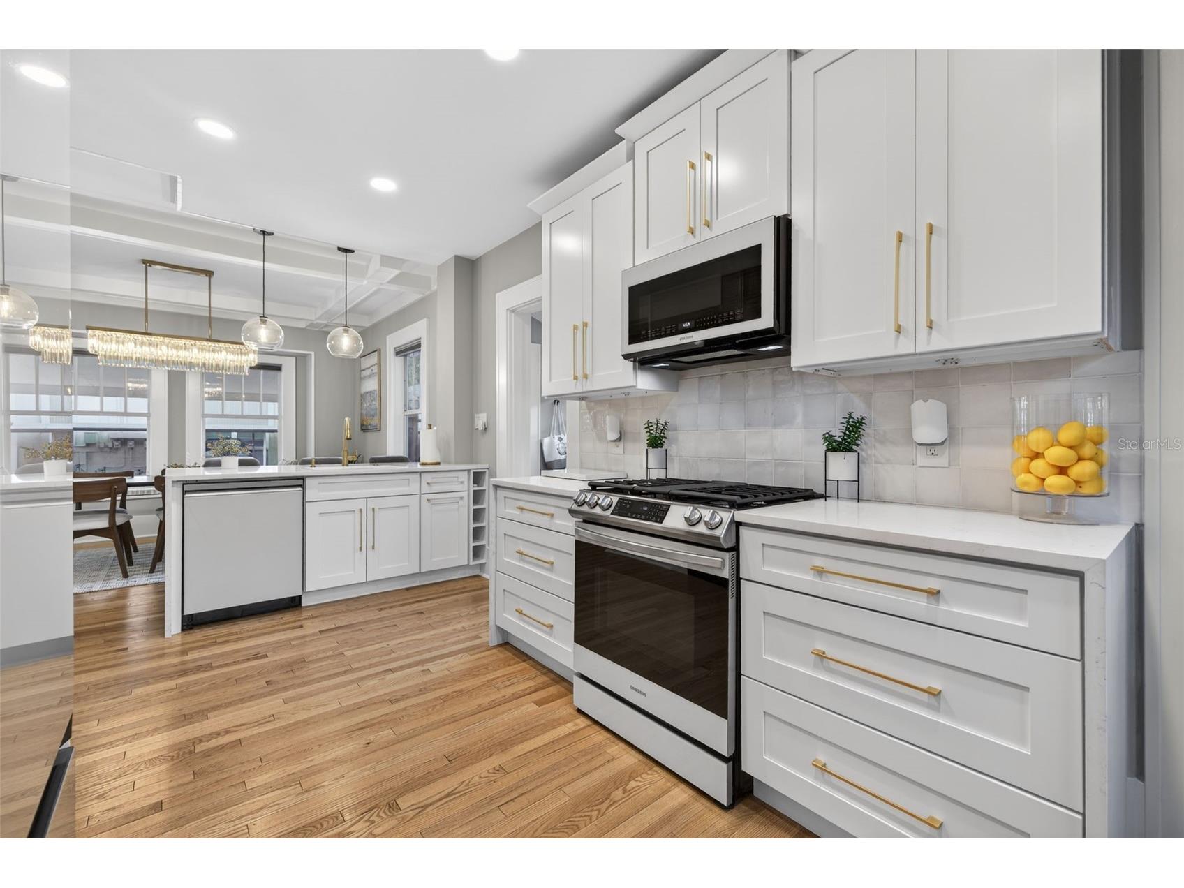 534 1st Street N Saint Petersburg FL 33701 TB8466922 image23