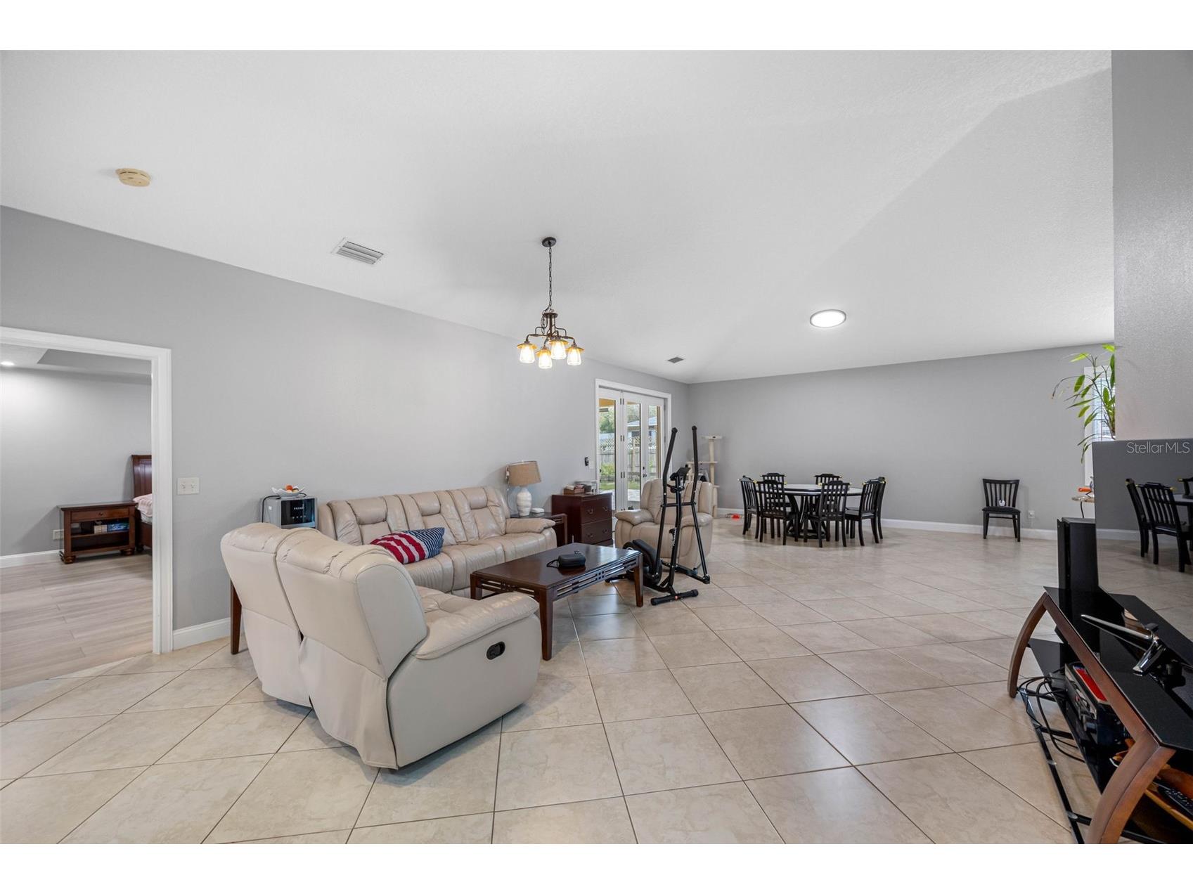 534 Berkley Avenue Tarpon Springs FL 34689 TB8482005 image17