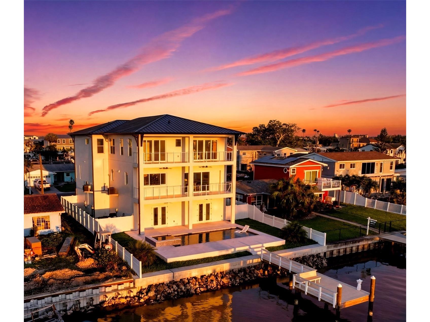 534 Crystal Drive Madeira Beach FL 33708 - BOCA CIEGA BAY TB8509230 image2