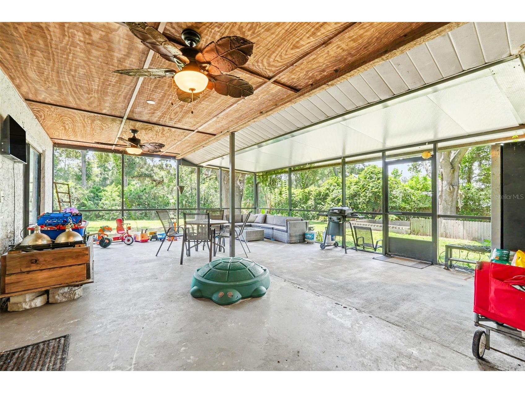 534 Leverett Road Seffner FL 33584 TB8524162 image14