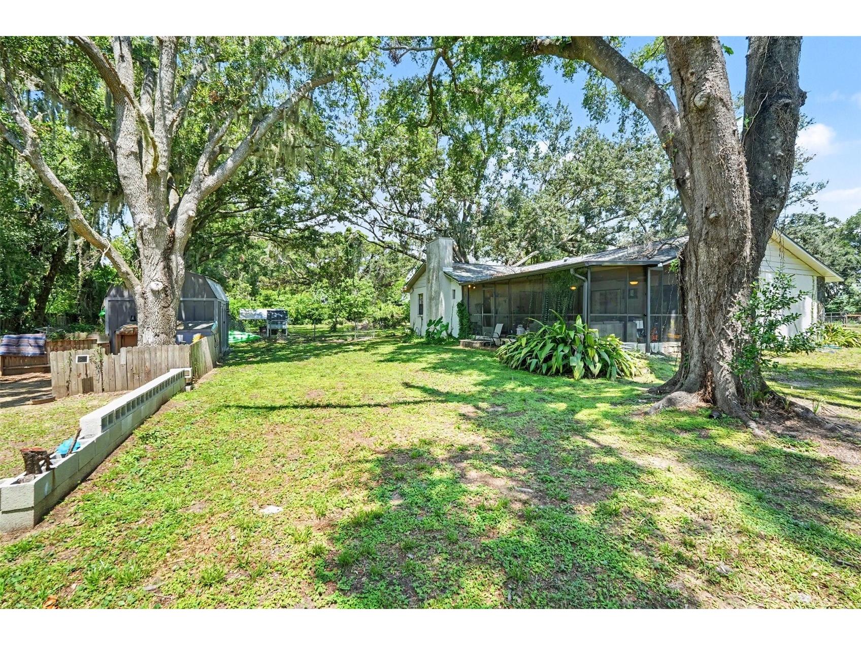 534 Leverett Road Seffner FL 33584 TB8524162 image18