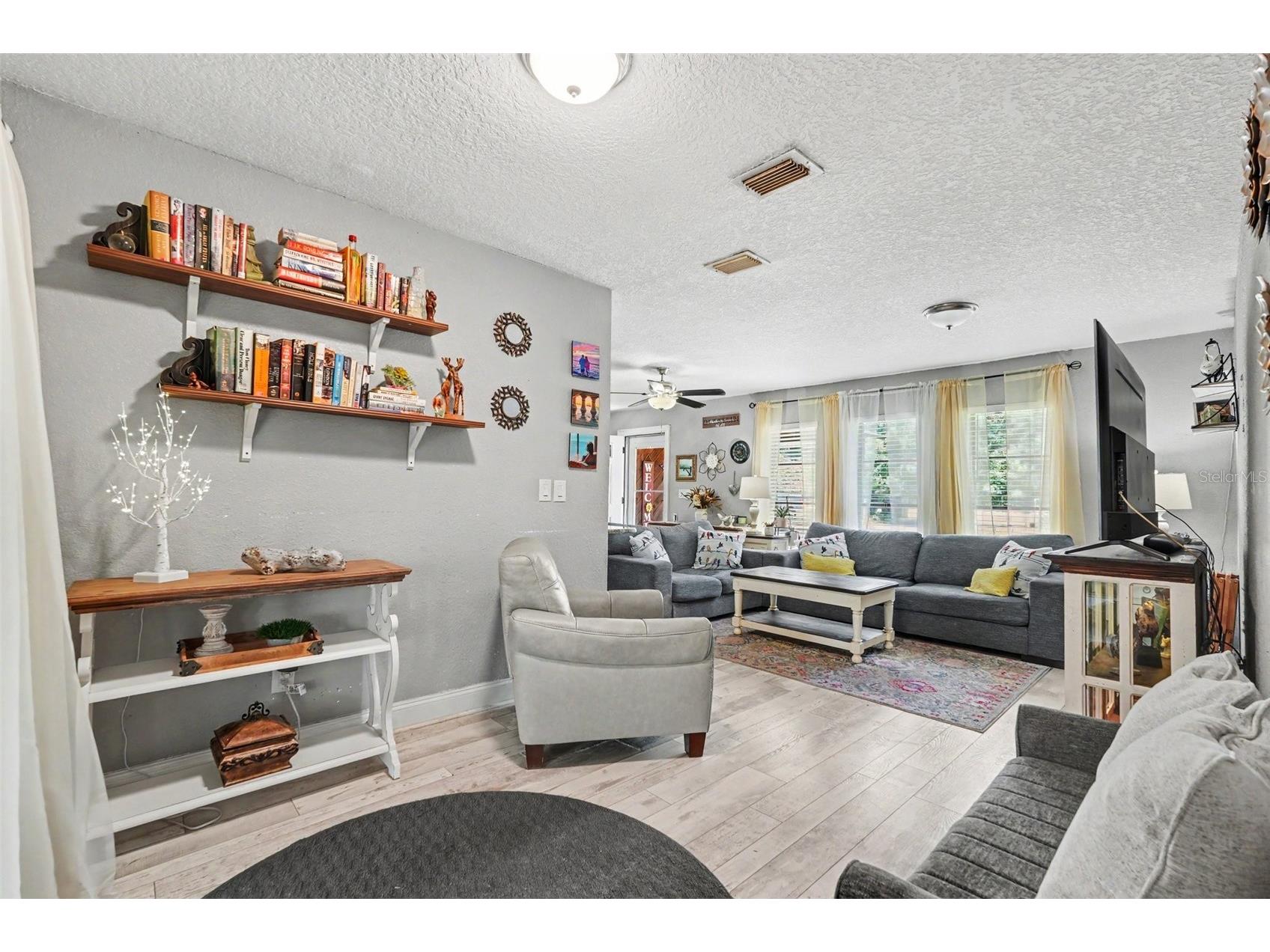 534 Leverett Road Seffner FL 33584 TB8524162 image7