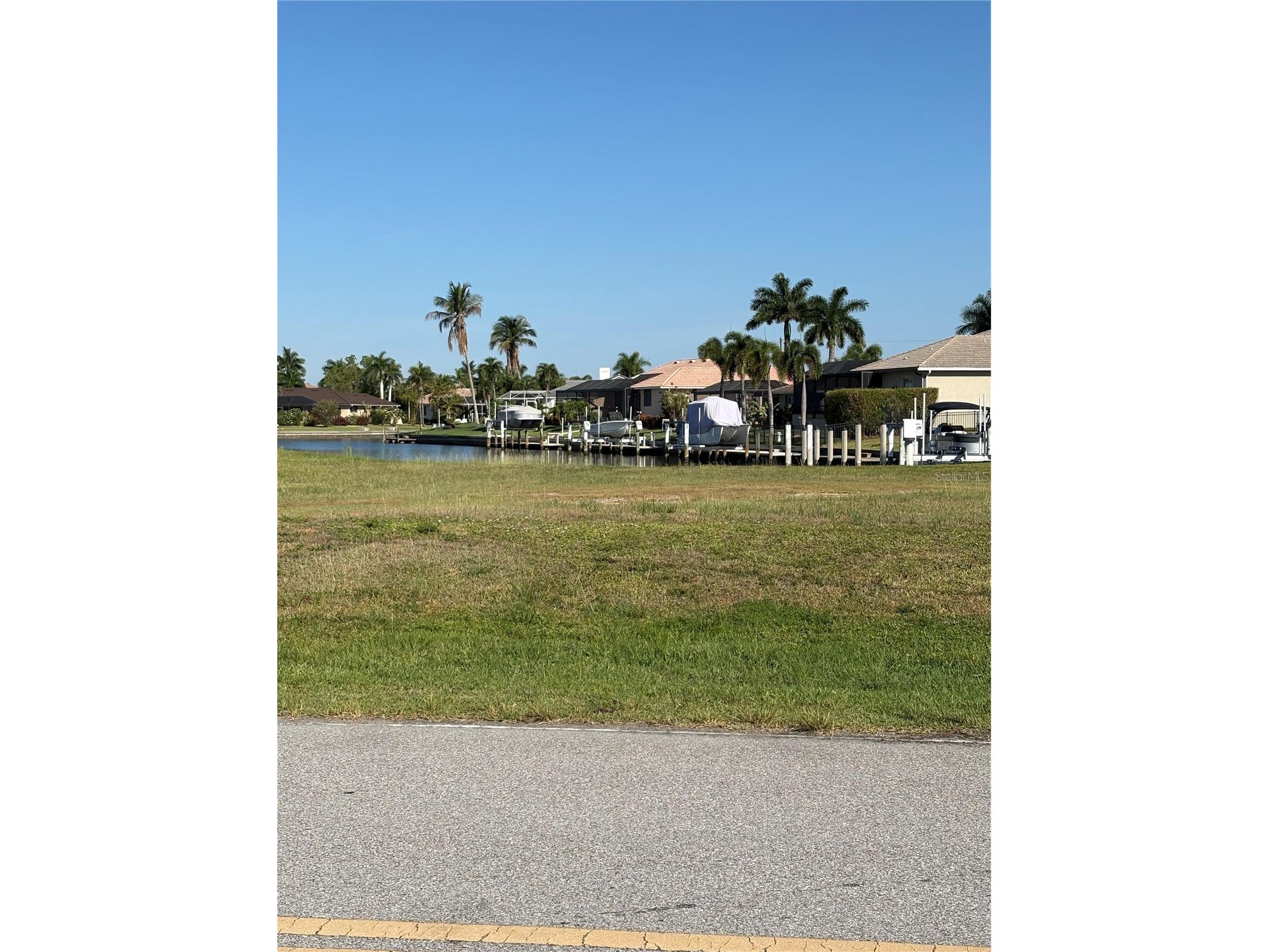 534 Macedonia Drive Punta Gorda FL 33950 C7525455 image3