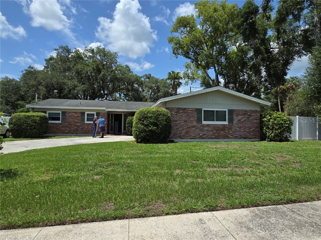 534 N Larry Circle Brandon FL 33511 TB8399632 image1