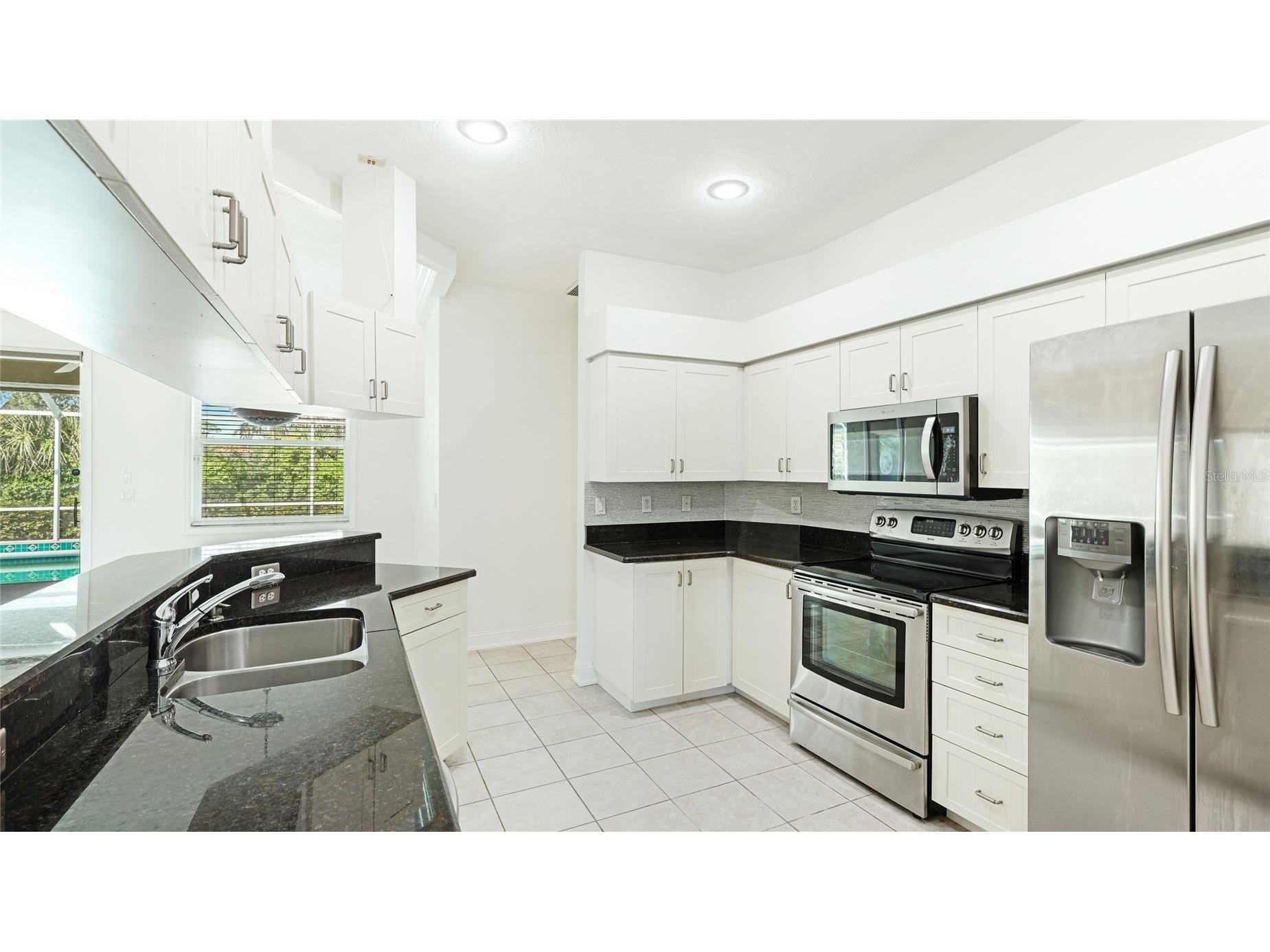 534 Oak Bay Drive Osprey FL 34229 A4699469 image16