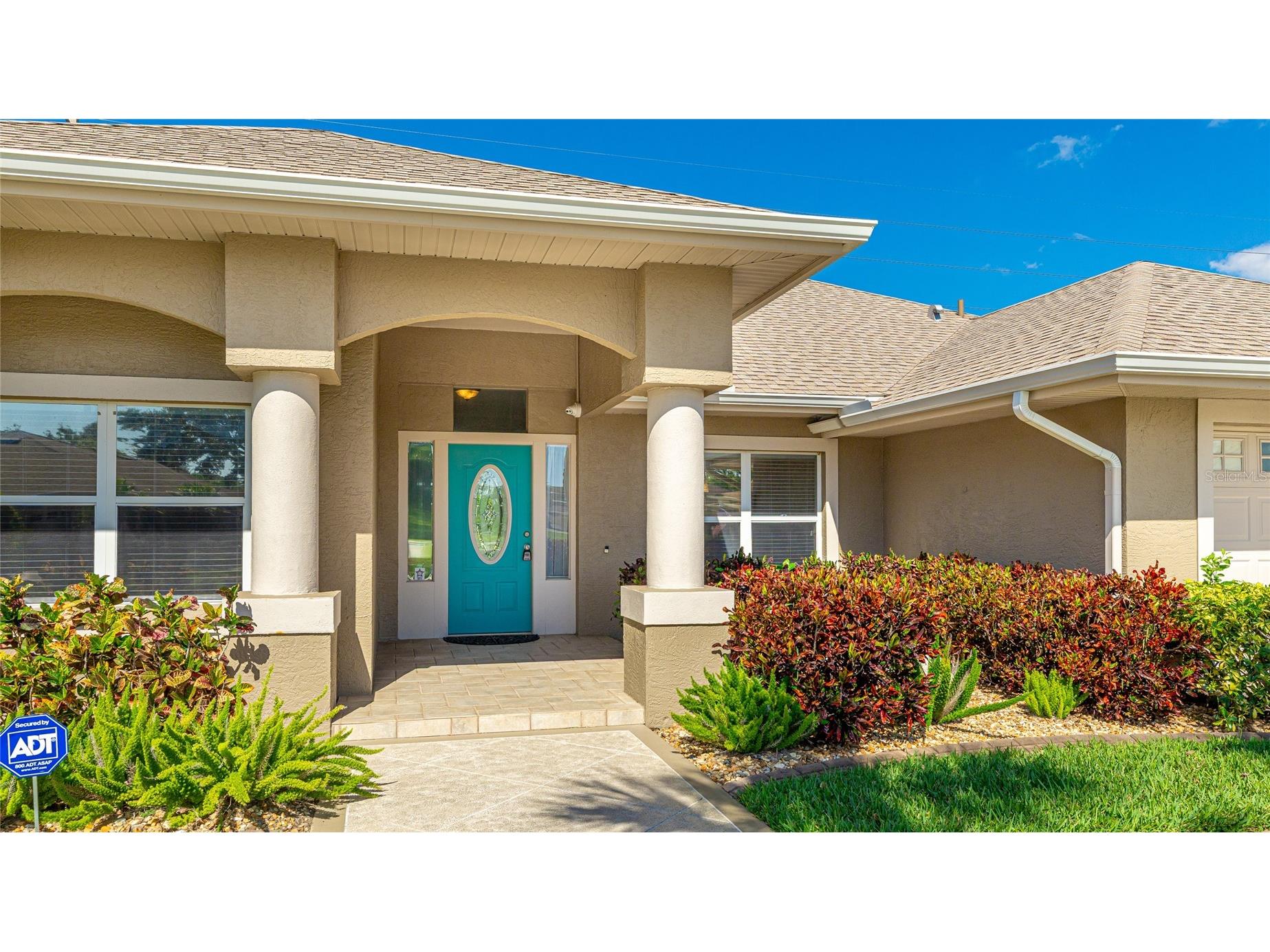 534 Oak Bay Drive Osprey FL 34229 A4699469 image3