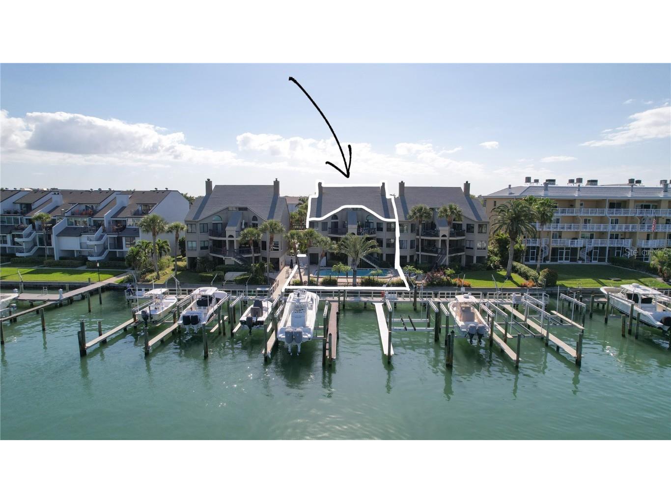 534 Pinellas Bayway S #204 Tierra Verde FL 33715 - GRAND CANAL OF TIERRA VERDE U8194115 image1