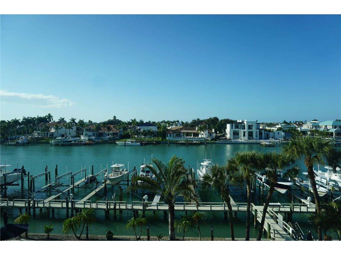 534 Pinellas Bayway S #204 Tierra Verde FL 33715 TB8461928 image1