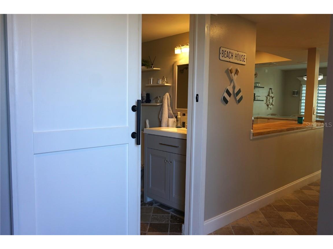 534 Pinellas Bayway S #204 Tierra Verde FL 33715 TB8461928 image5