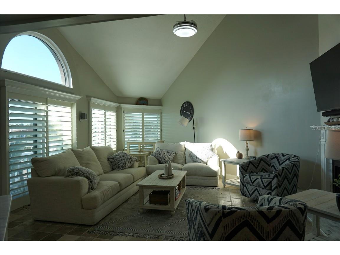 534 Pinellas Bayway S #204 Tierra Verde FL 33715 TB8461928 image6