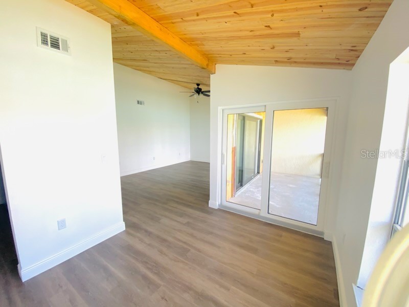 534 Plaza Seville Court #64 Treasure Island FL 33706 TB8485135 image12
